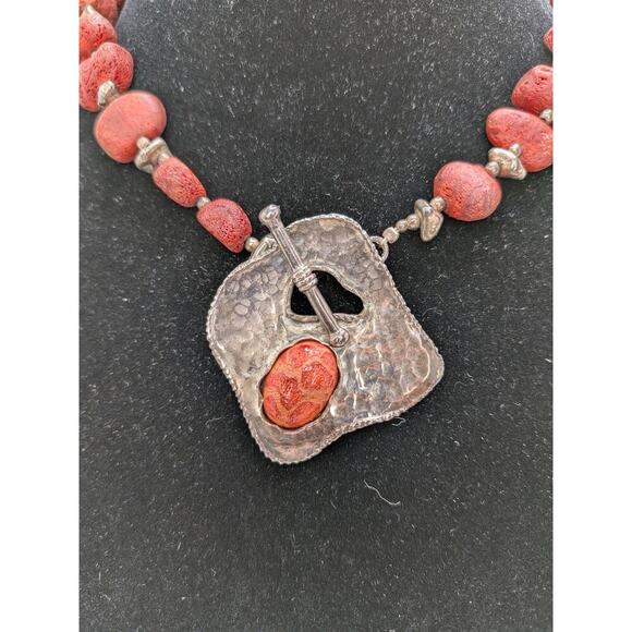 Silpada Red Sponge graduated Coral Necklace sterling Silver Toggle Clasp 17.5" - Picture 2 of 6